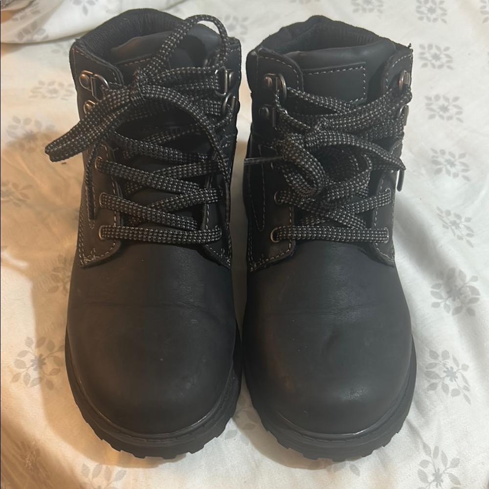 Black Lace-Up Boots very good condition